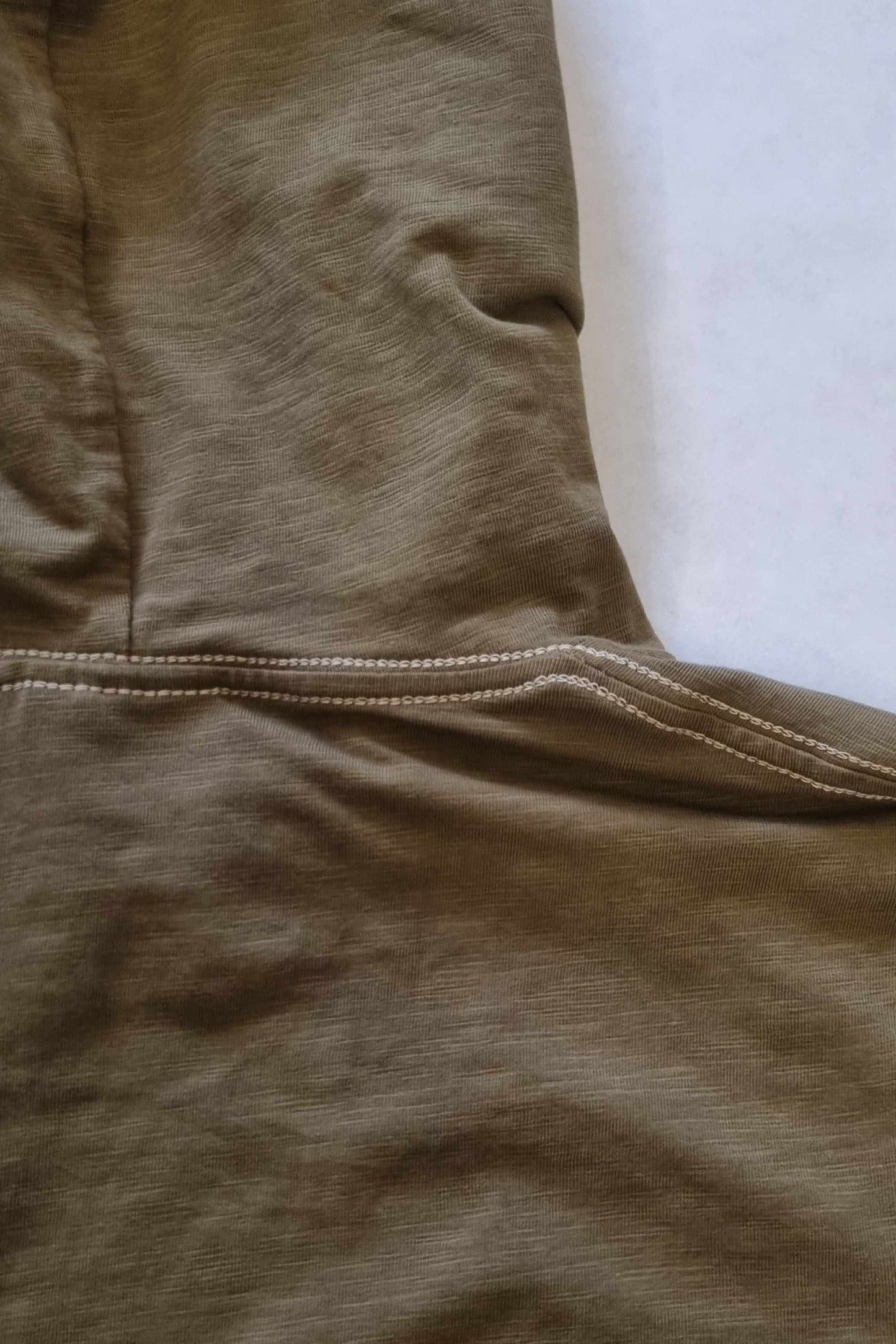 Hooded T-shirt - Olive green